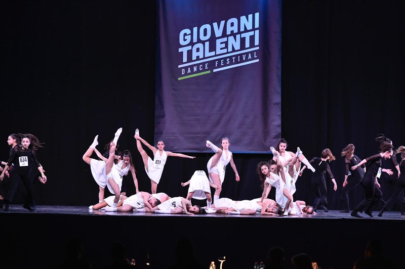 Scuola di danza "Artist Academy"
