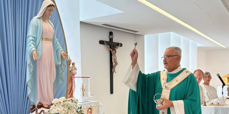 Celebrazione nella cappella dell'Osmairm