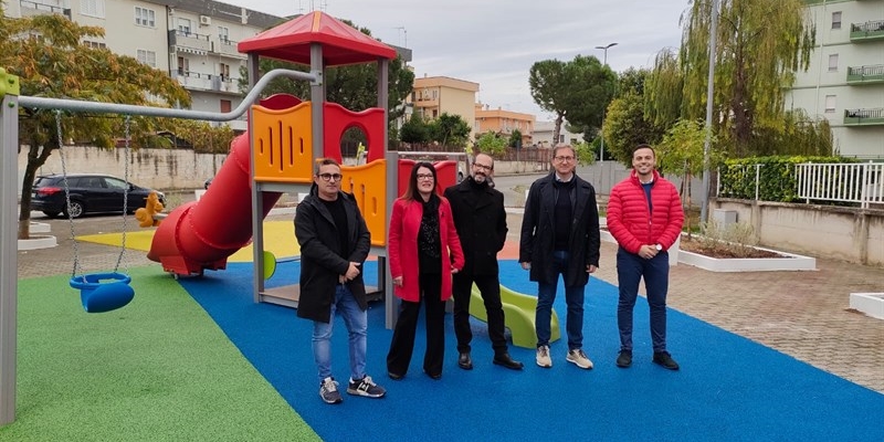 Il nuovo “parco giochi” in via Martina Franca Il nuovo “parco giochi” in via Martina Franca