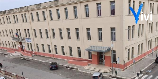 L’istituto Pascoli di Castellaneta L’istituto Pascoli di Castellaneta