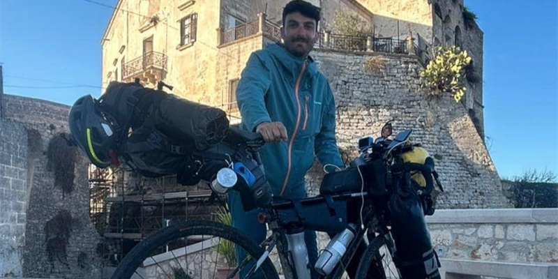 Quasi mille chilometri in bicicletta onorando Ginosa: attestato di merito civico per Dario Lospinuso