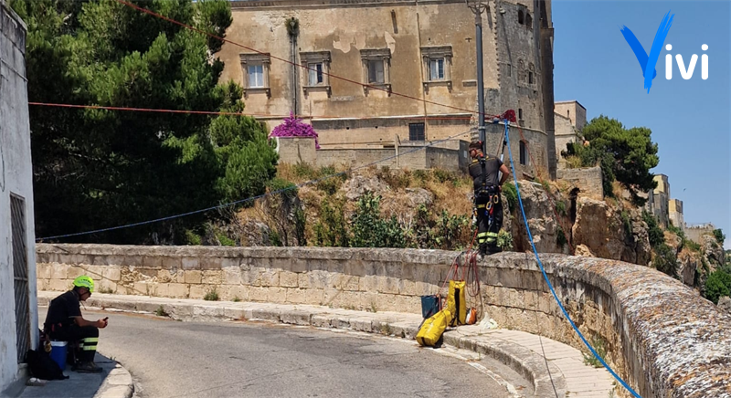 Prosegue la ricerca dello smartphone di Giulio Razzano: in campo Vigili del fuoco e forze dell'ordine