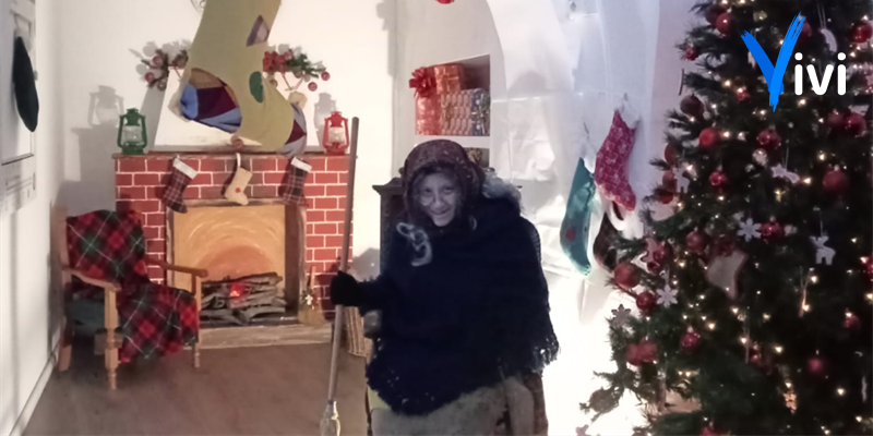 La Befana nella sua casa a Castellaneta La Befana nella sua casa a Castellaneta
