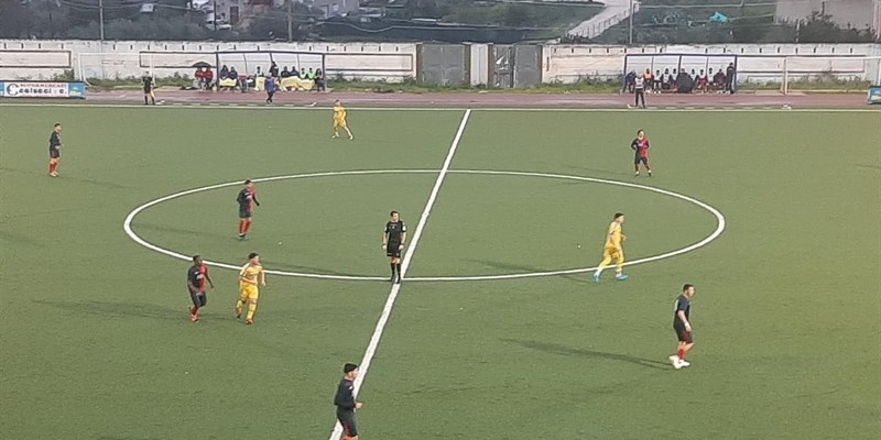 Calcio, il Novoli passeggia e il Ginosa cola a picco