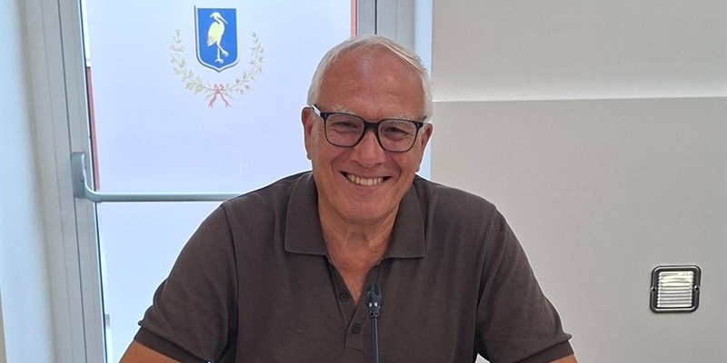 Palagiano conquista la fermata Marino Bus