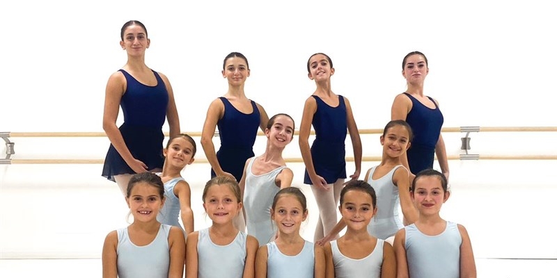 Le ballerine della scuola di danza "Il Balletto Jonico" di Massafra Le ballerine della scuola di danza "Il Balletto Jonico" di Massafra
