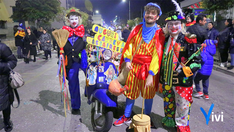Maschera di carattere "Auguri Carnevale Massafrese!!" di Vincenzo Notaristefano