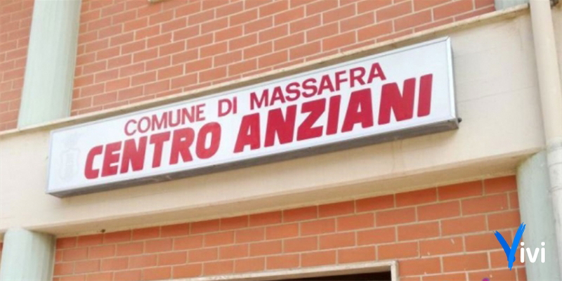 Al centro anziani la commedia in dialetto massafrese "U' dvòrzje"