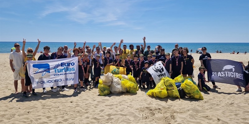 Spiagge più pulite e un’emozione chiamata Franca: la tartaruga torna al mare