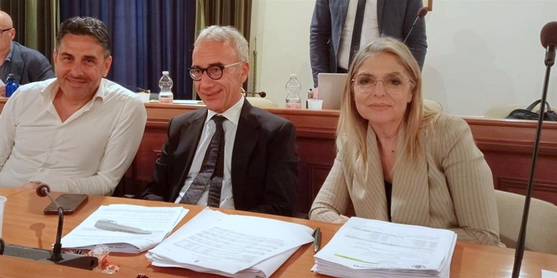 Da sinistra: Antonio Miola, Domenico Santoro e Teresa Errico Da sinistra: Antonio Miola, Domenico Santoro e Teresa Errico