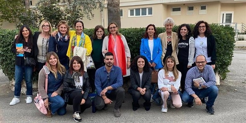 Il personale della De Amicis-Manzoni protagonista del progetto Erasmus + Il personale della De Amicis-Manzoni protagonista del progetto Erasmus +