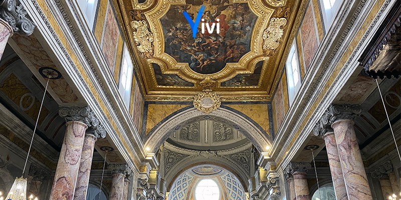 L'interno della Cattedrale di Castellaneta