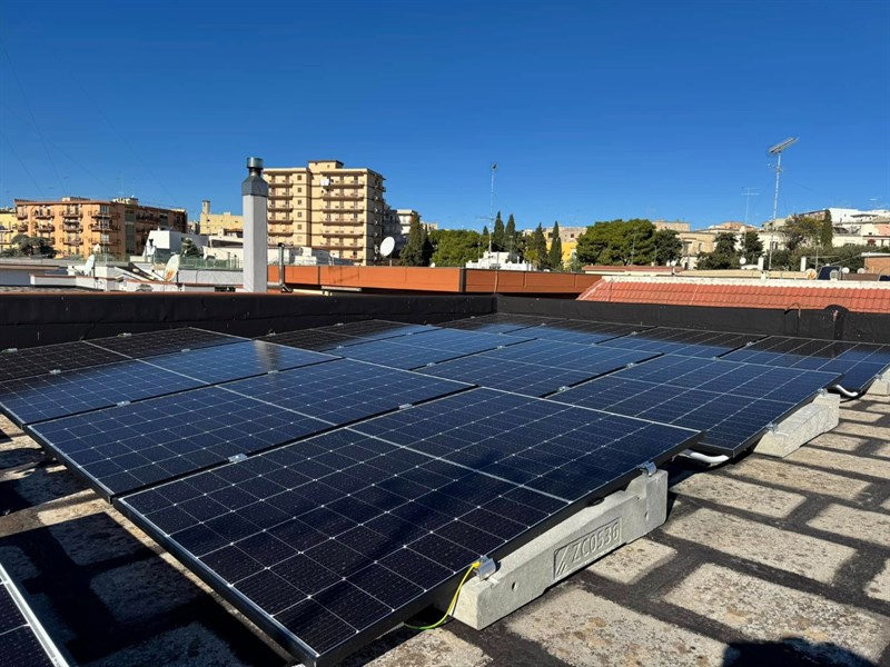 Energia condivisa e bollette leggere: la rivoluzione «CerConTe» arriva in Puglia