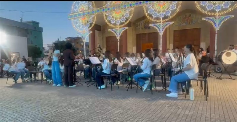 la giovane orchestra di Palagiano conquista pubblico e critica
