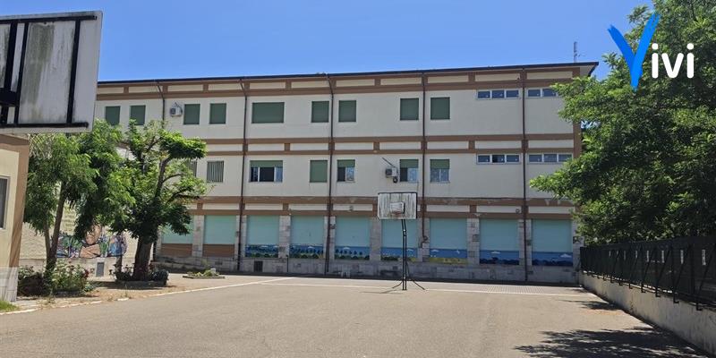 Castellaneta Marina senza classi dell'infanzia: è scontro sul plesso «De Amicis»
