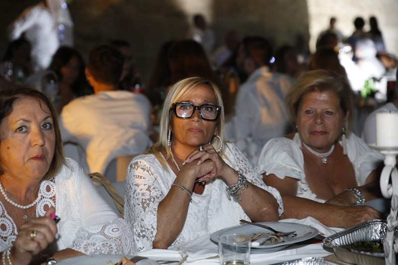 White Dinner: terza edizione all'ombra del castello