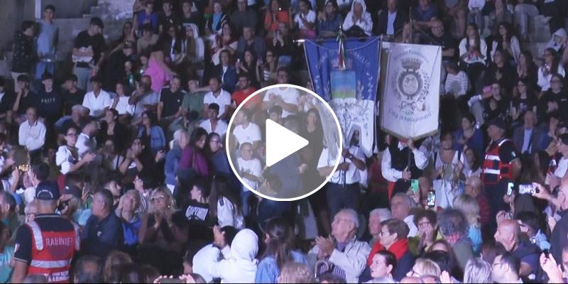 Festival del Folklore: prima serata da incorniciare