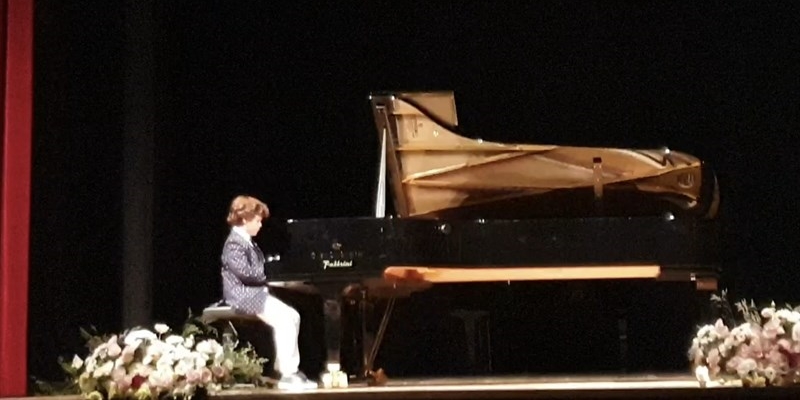 Concorso internazionale “Pietro Argento”: premiato un baby talento palagianese
