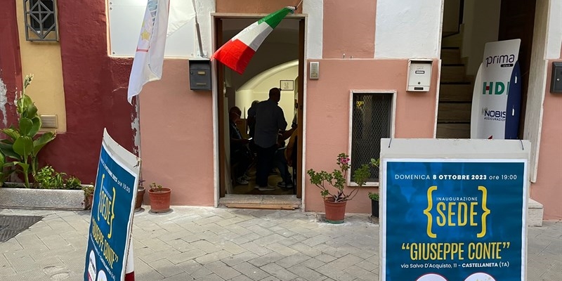M5S, è tempo di inaugurazioni: nasce la sede "Giuseppe Conte"