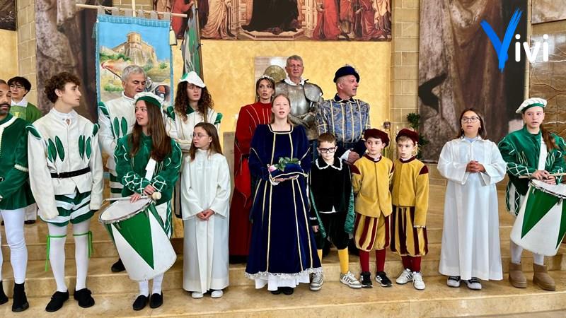 Palio della Mezzaluna: consegnato il drappo 2025 al rione Santa Caterina