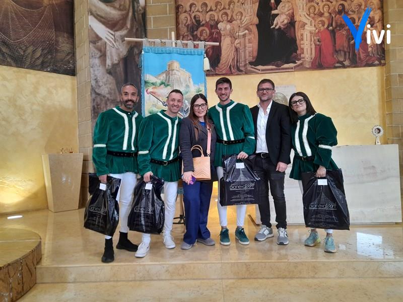 Palio della Mezzaluna: consegnato il drappo 2025 al rione Santa Caterina