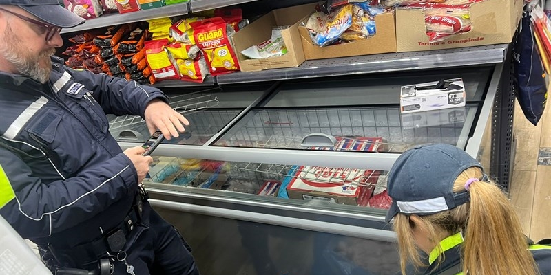 Chiuso negozio alimentare per gravi irregolarità