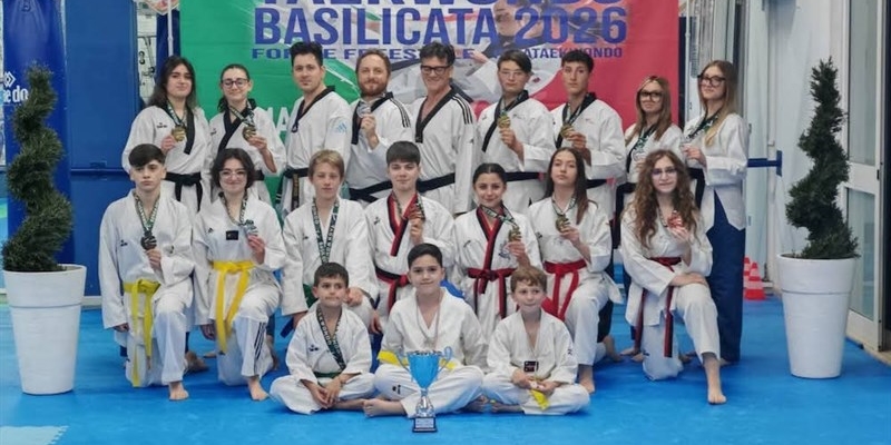 Pioggia di medaglie per il Taekwondo Massafra a Policoro