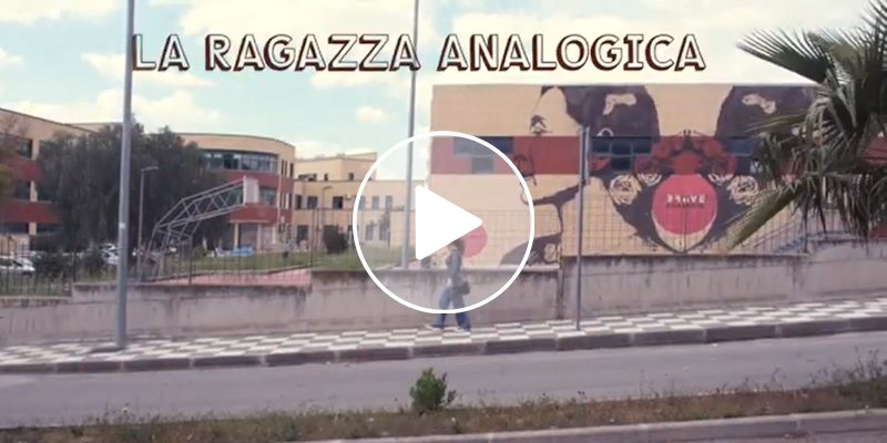 Menzione speciale al corto "La ragazza analogica" del De Ruggieri