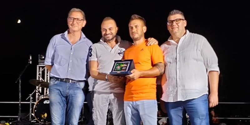 Premiazione associazione Secondi a Nessuno - 3D Emotions lab Premiazione associazione Secondi a Nessuno - 3D Emotions lab