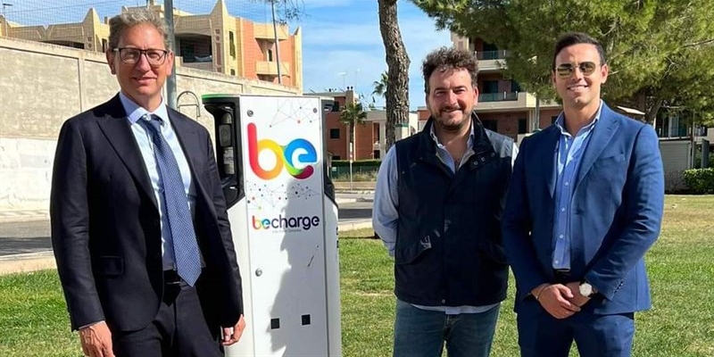 Le colonnine elettriche e l'amministrazione locale Le colonnine elettriche e l'amministrazione locale