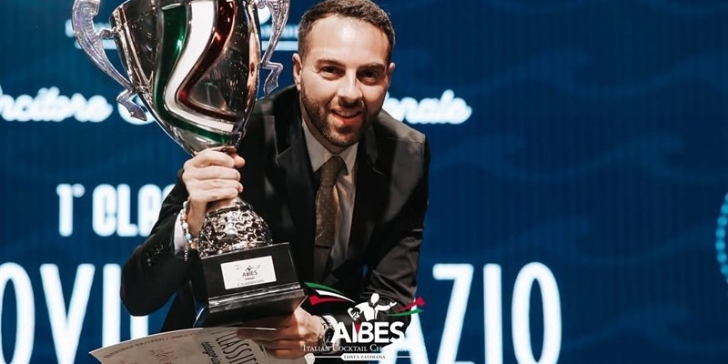 Tutti pazzi per "Yellow Subarine": il cocktail di Orazio Ludovico sul tetto d'Italia