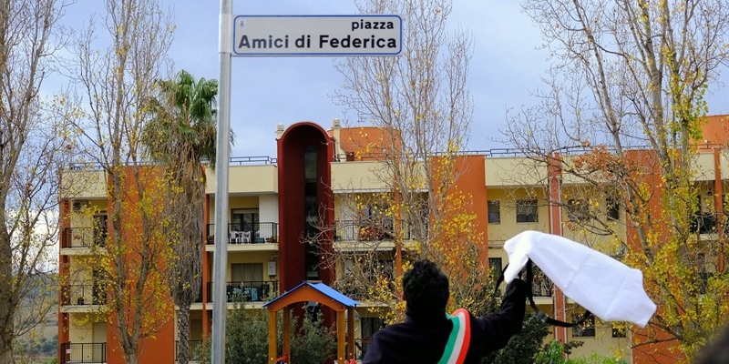 Inaugurata una piazza intitolata a Federica