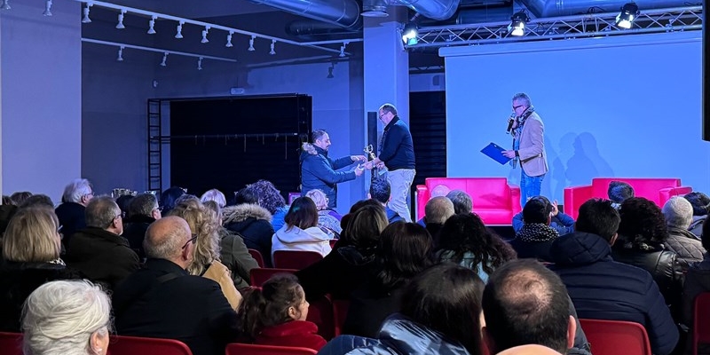 La cerimonia di premiazione La cerimonia di premiazione