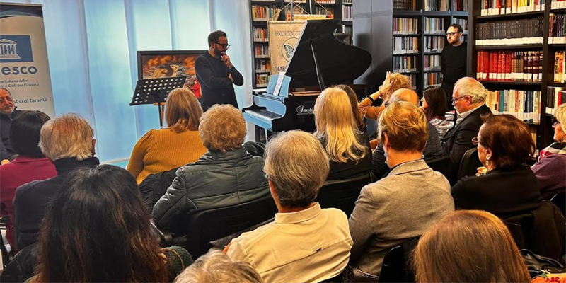 Poesia e musica nel progetto "Servizi per la terza età, cultura, partecipazione e impegno sociale"