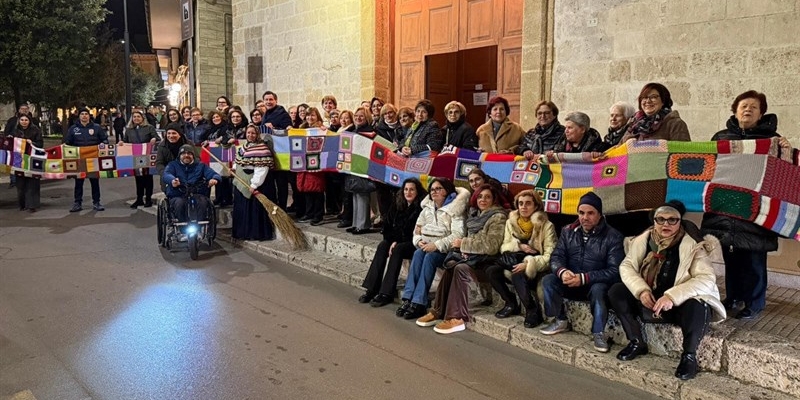 La calza della Befana realizzata a Laterza La calza della Befana realizzata a Laterza