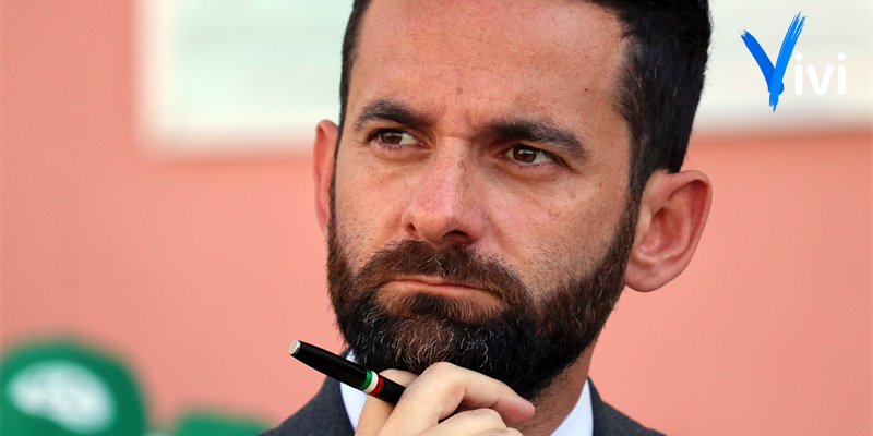 Concessioni balneari, nuove noie per il sindaco: passa la mozione per la revoca della delibera