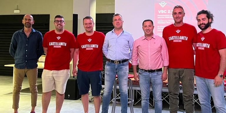 La Valentino Basket è pronta a ripartire: ieri la presentazione