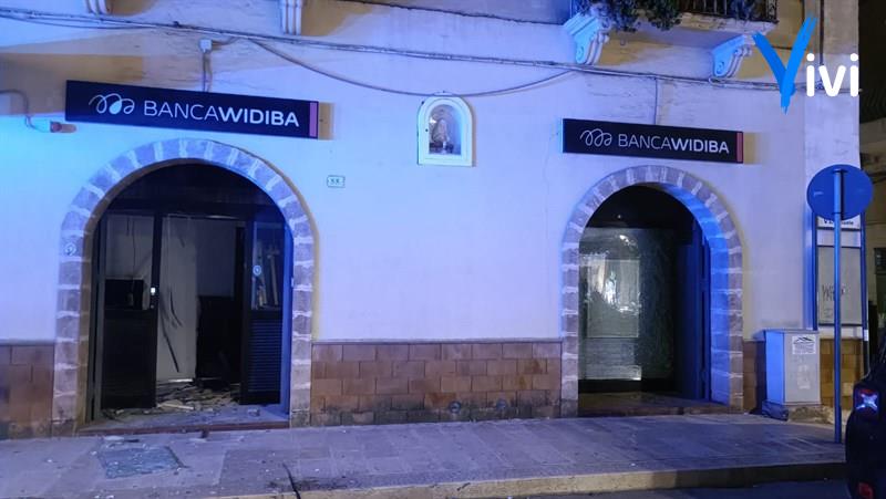 Furto in banca a Palagiano