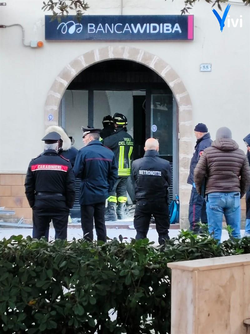 Furto in banca a Palagiano