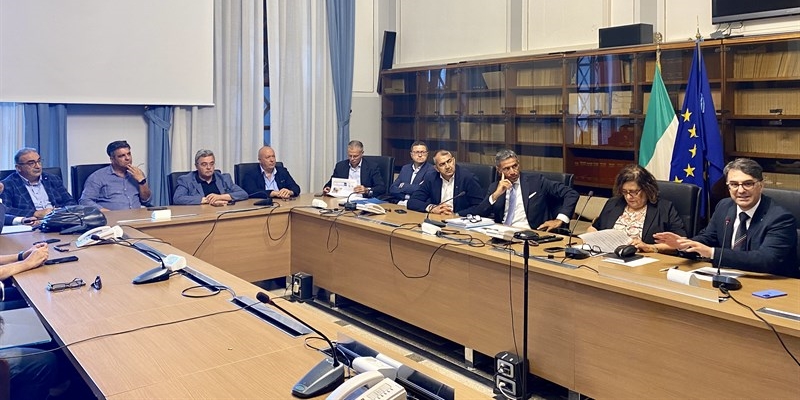 Crisi idrica, dalla Basilicata novità importanti: «Cederemo la nostra acqua alla Puglia»