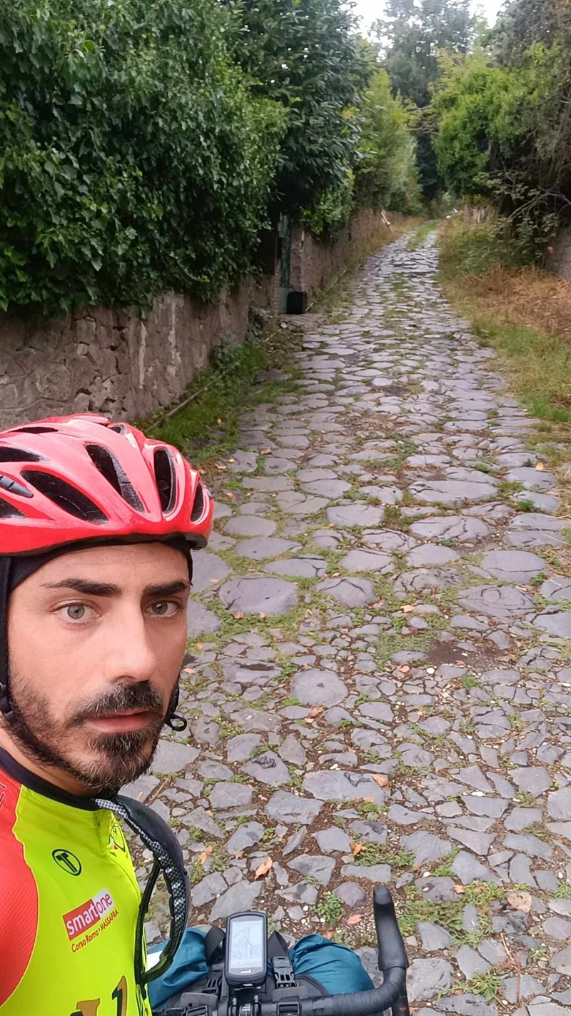 Adriano Tegas
