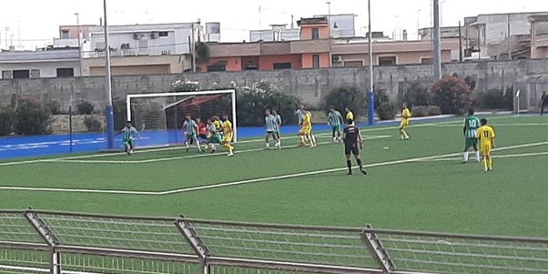 Calcio: Manduria-Ginosa Calcio: Manduria-Ginosa