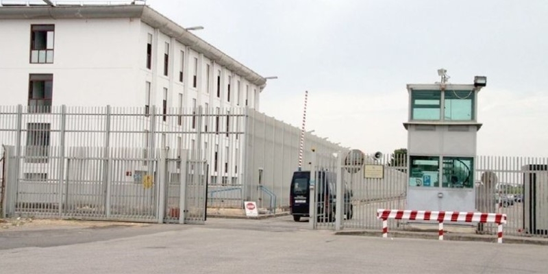 Il carcere di Taranto Il carcere di Taranto