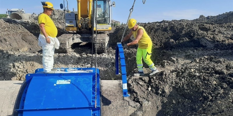 Foggia senz'acqua per giorni: l'impresa della Hydro-Cos. di Castellaneta Foggia senz'acqua per giorni: l'impresa della Hydro-Cos. di Castellaneta
