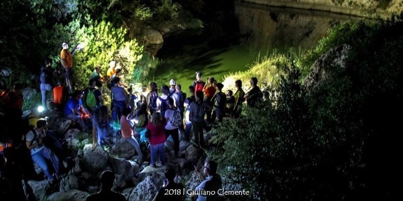 Lescursione notturna in gravina Lescursione notturna in gravina
