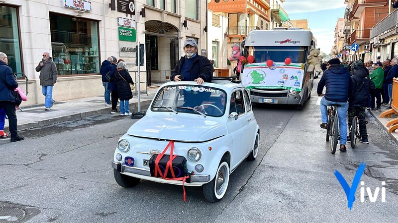 Camper in Maschera