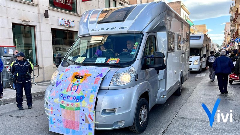 Camper in Maschera