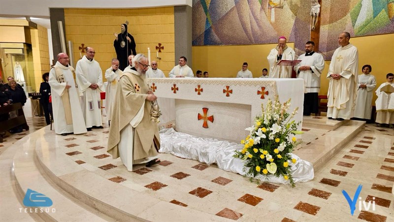 La cerimonia di insediamento di don Salvatore Casamassima