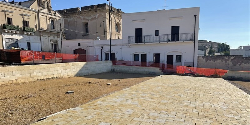 Nuova area parcheggio verso il completamento