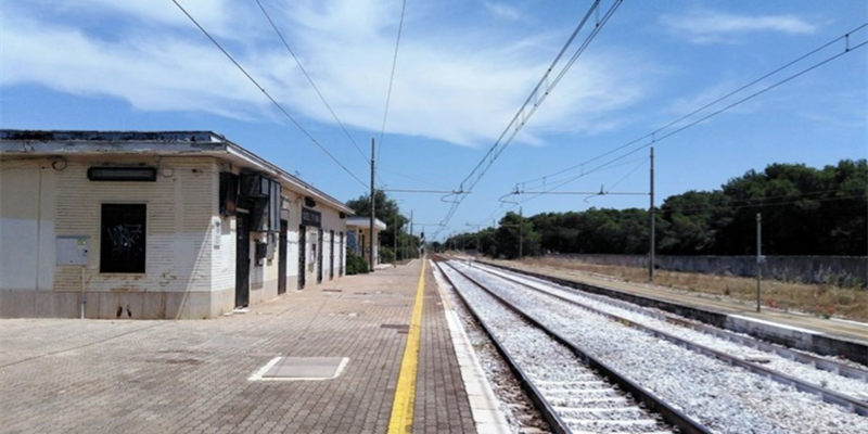 Tratto ferroviario tra Taranto e Metaponto Tratto ferroviario tra Taranto e Metaponto